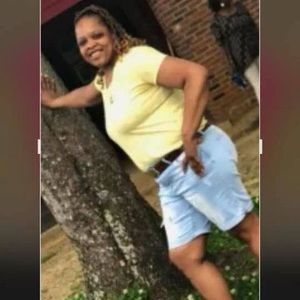 Meet your Posher, Selena